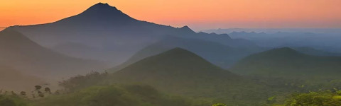 Sri Lanka tea mountain view.