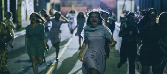 Girls running in horror movie Medusa.