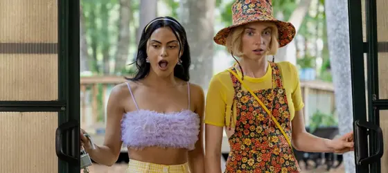 Camila Mendes and Maya Hawke in the Do Revenge film.