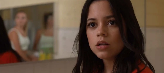 Jenna Ortega playing Vada in the bathroom scene.