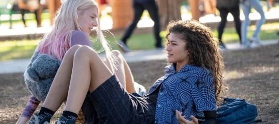 Zendaya and Hunter Schafer as Rue Bennett and Jules Vaughn in Euphoria season 2.